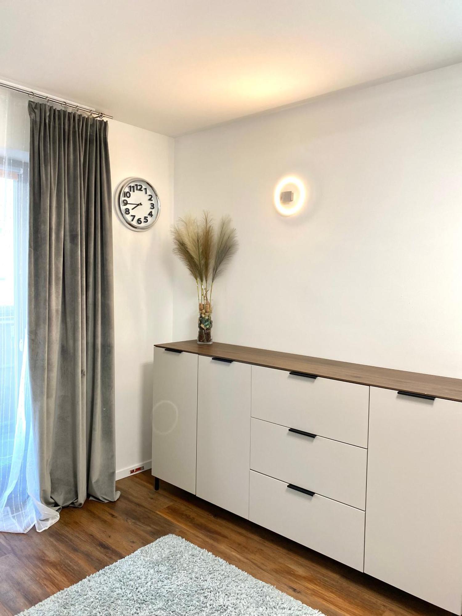 Luxury Apartment Near Lake بوينج المظهر الخارجي الصورة