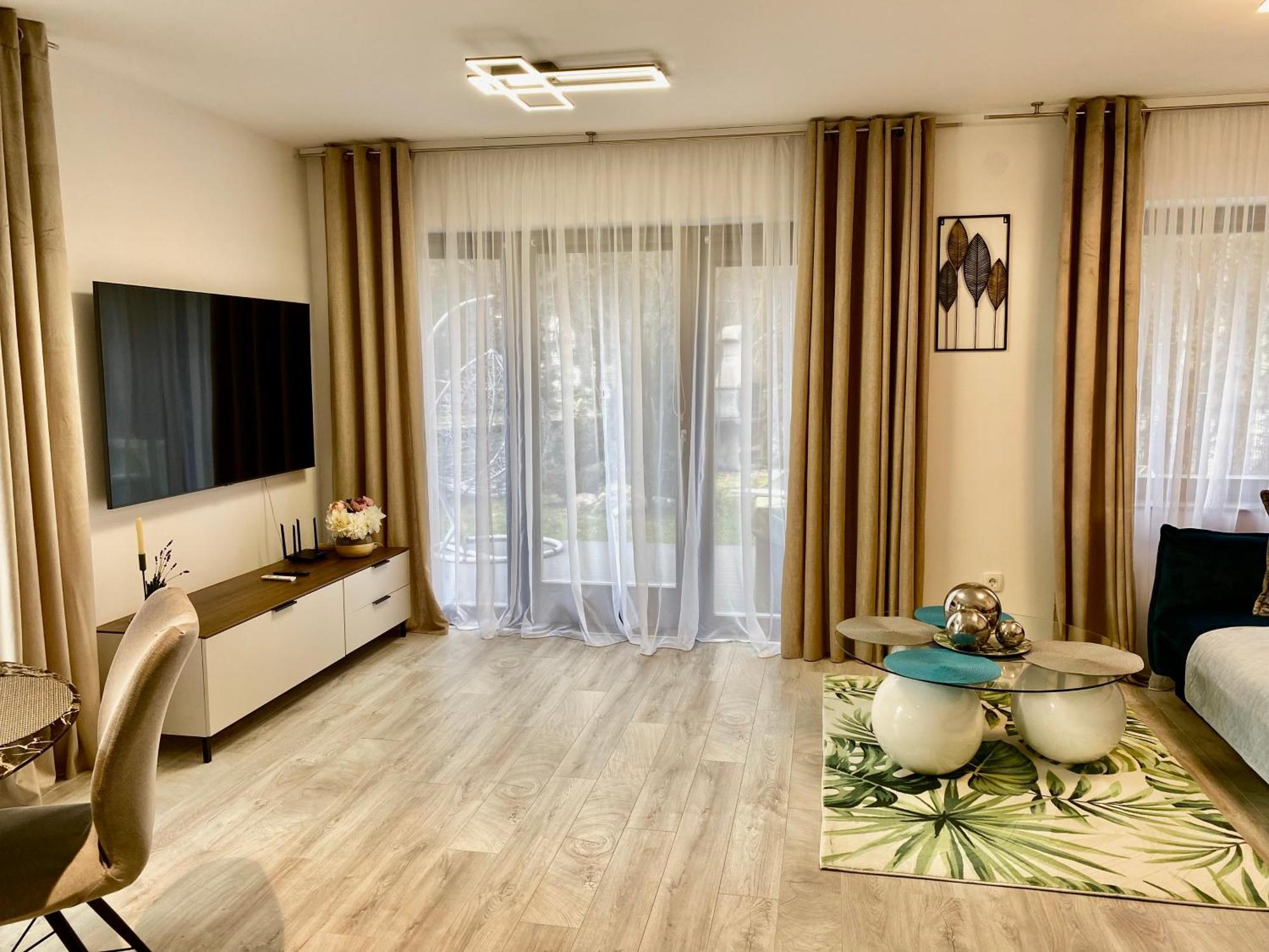 Luxury Apartment Near Lake بوينج المظهر الخارجي الصورة